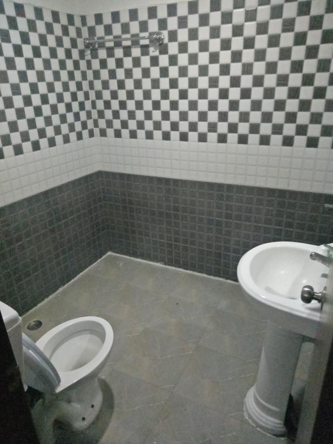 Hotel Nathu Palace Нью-Дели Экстерьер фото